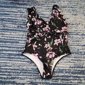 SHEIN Floral Print Swimsuit
